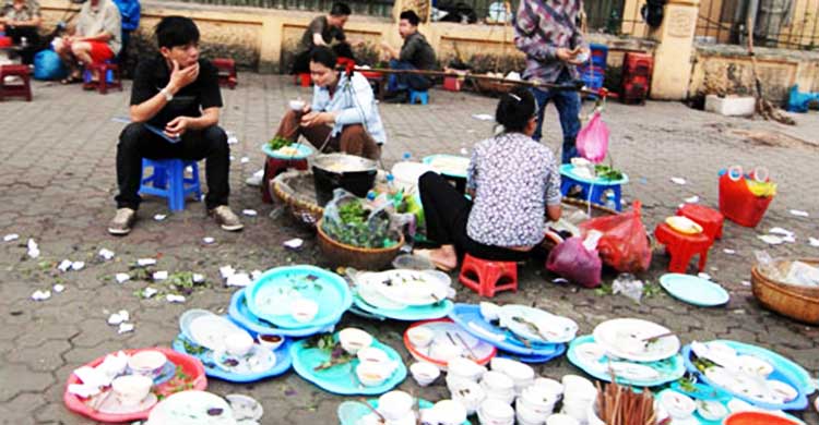 phun thuốc diệt ruồi tại Đà Nẵng