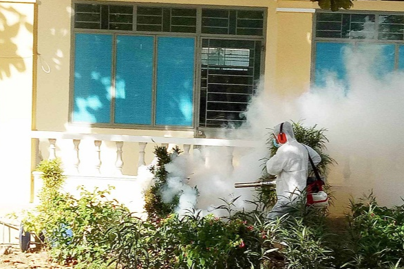 phải làm gì khi hít phải thuốc diệt muỗi ?
